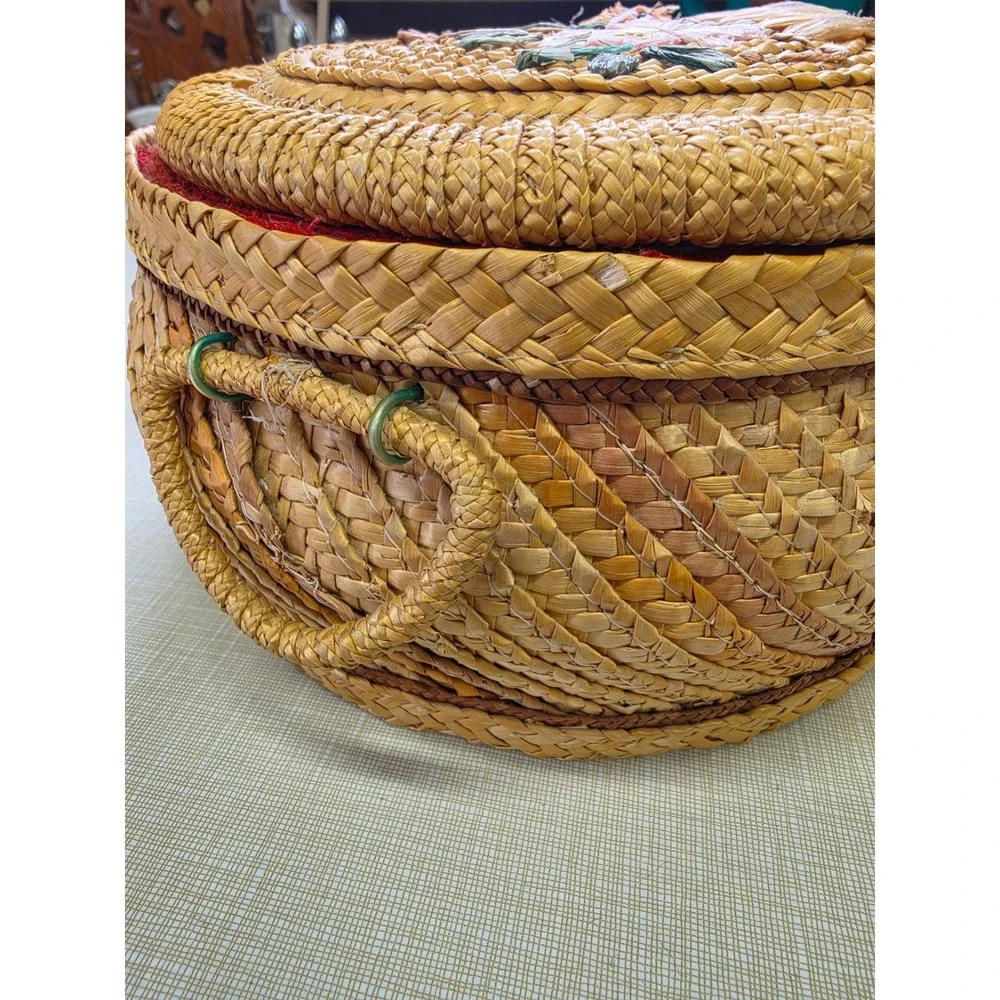 Vintage Woven Straw Sewing Basket Red Lining Raffia Floral Embroidery Round 9